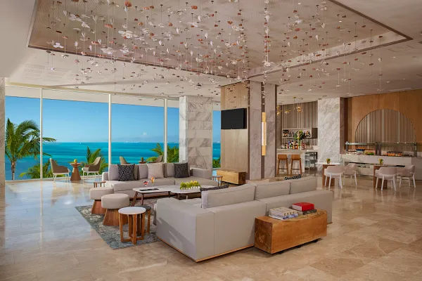  Private Xhale Club Lounge 